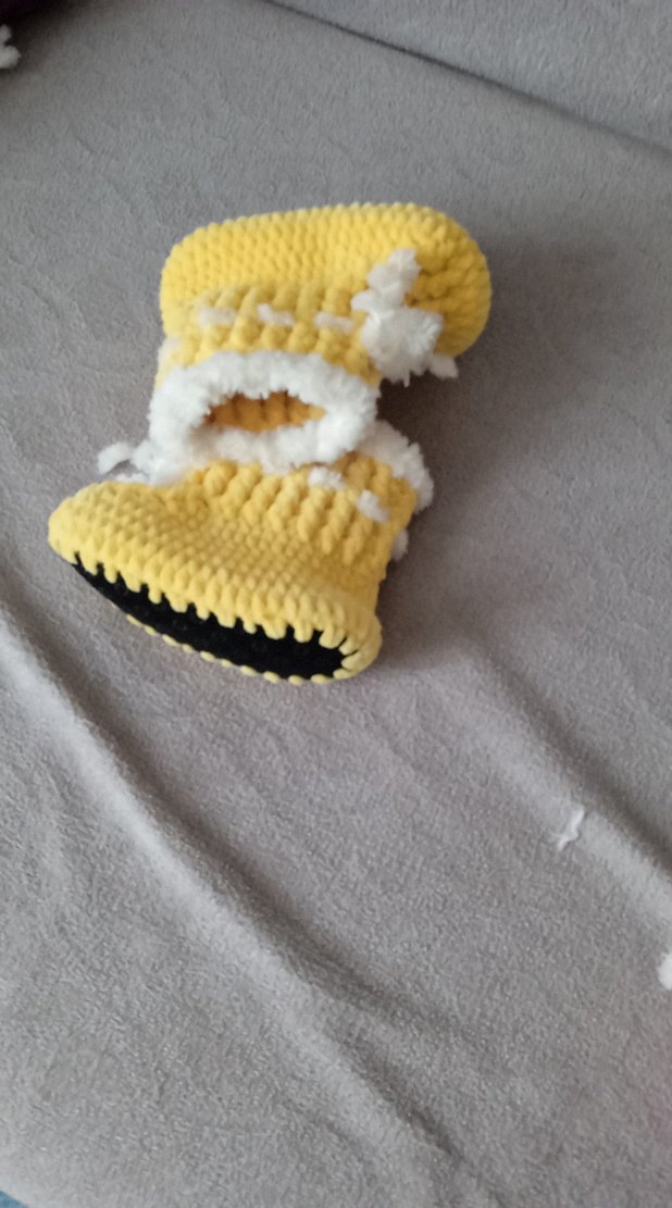 Kız Çocuk Sarı Örgü Sıcak Ev Terliği - Görsel 4