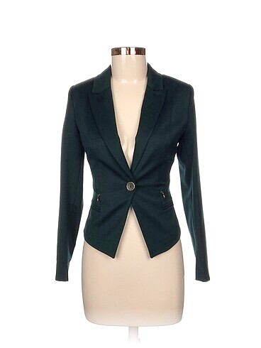 Diğer Blazer %70 İndirimli.