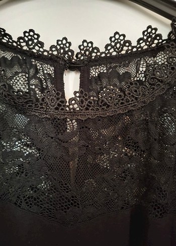 Dantel Detaylı Siyah Uzun Kollu Bluz - Görsel 3