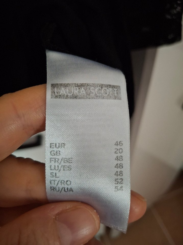 Dantel Detaylı Siyah Uzun Kollu Bluz - Görsel 4