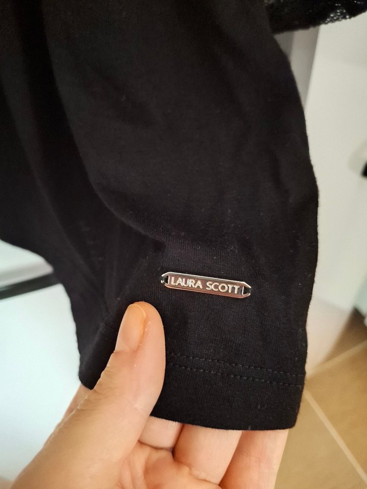 Dantel Detaylı Siyah Uzun Kollu Bluz - Görsel 2