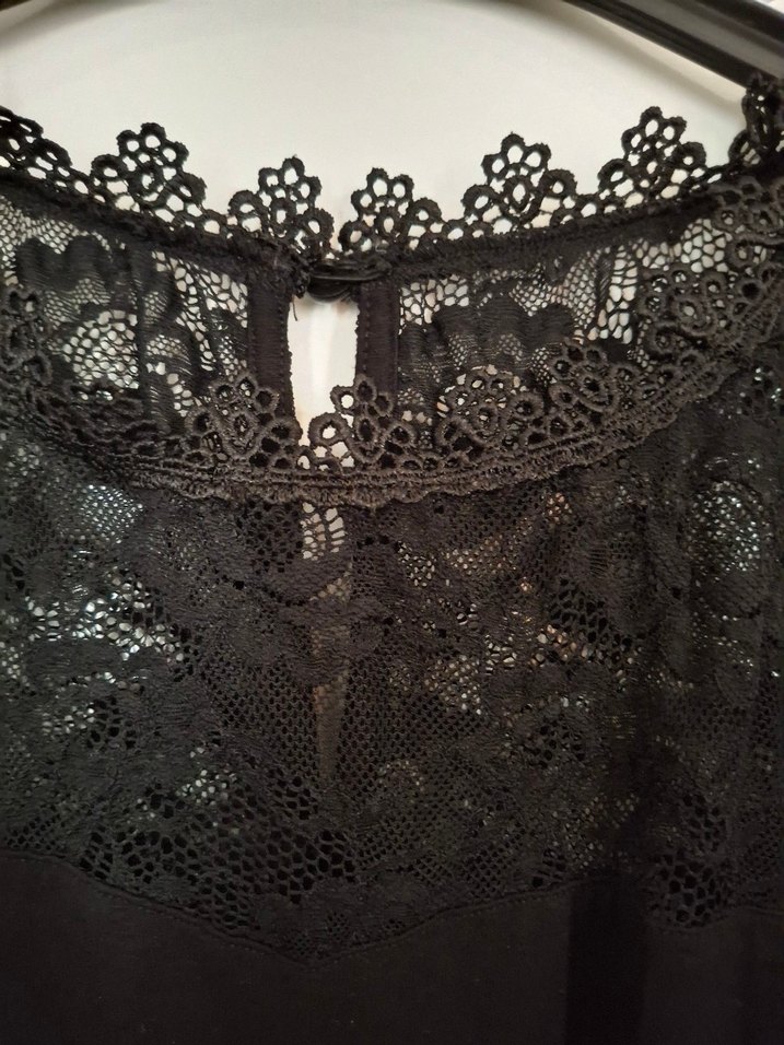 Dantel Detaylı Siyah Uzun Kollu Bluz - Görsel 3