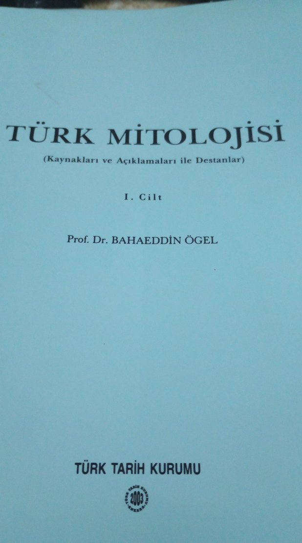 TÜRK MİTOLOJİSİ
(Kaynaklar ve Açıklamaları ile Destanlar) 1.cilt - Görsel 2