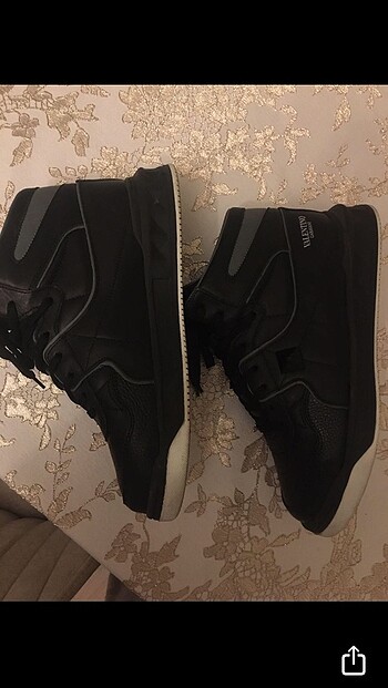 43 Beden siyah Renk Valentino bot ayakkabı
