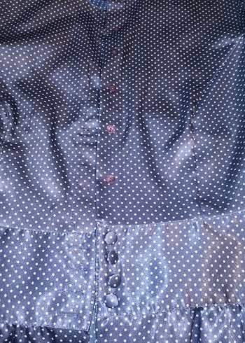 Mor Puantiyeli Bağlamalı V Yaka Kadın Gömlek - Görsel 4