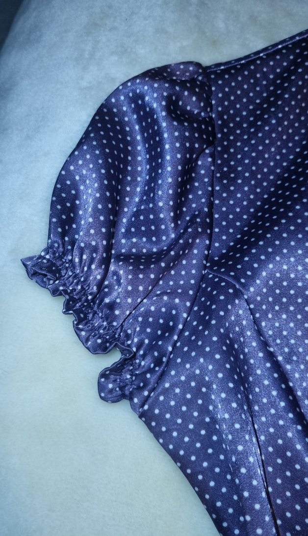 Mor Puantiyeli Bağlamalı V Yaka Kadın Gömlek - Görsel 3