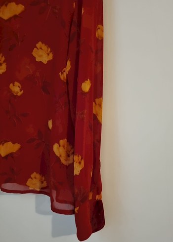 YARGICI Çiçek Desenli Kırmızı Uzun Kollu Şifon Gömlek - Görsel 3