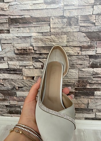 38 Beden Gri stiletto