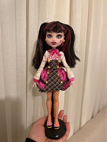 Draculaura