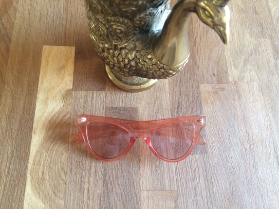 Urban outfitters şeffaf çerçeveli cat eye retro vintage gözlük
