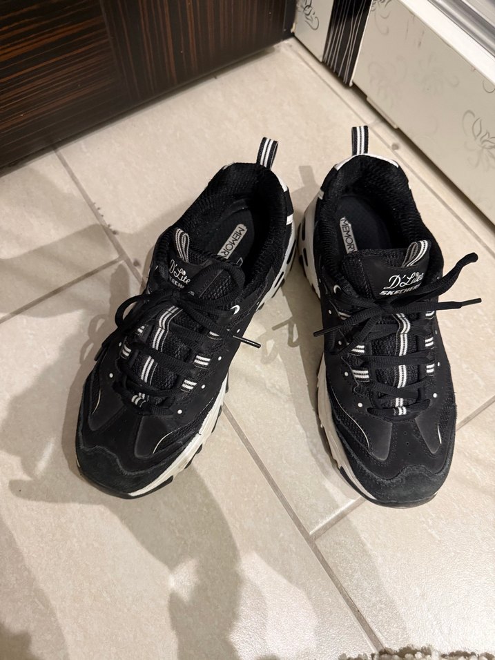 Skechers D'lites Siyah Kadın Spor Ayakkabı - Görsel 3