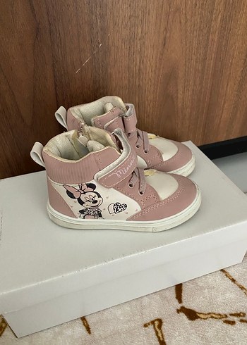 25 Beden Kız Çocuk Pembe Cırt Cırtlı Spor Ayakkabı