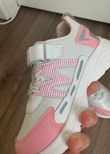 Diğer Kız Çocuk Pembe Gri Cırtlı Spor Ayakkabı