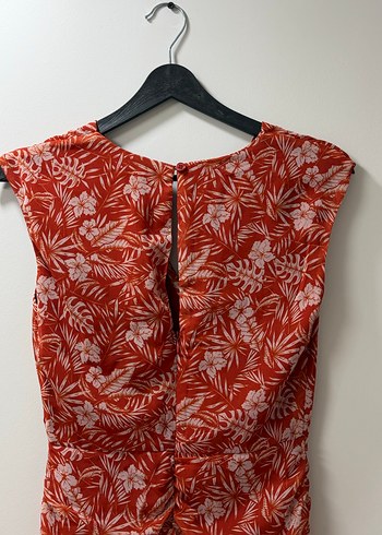 Kırmızı Drapeli Midi V Yaka Elbise - Görsel 10