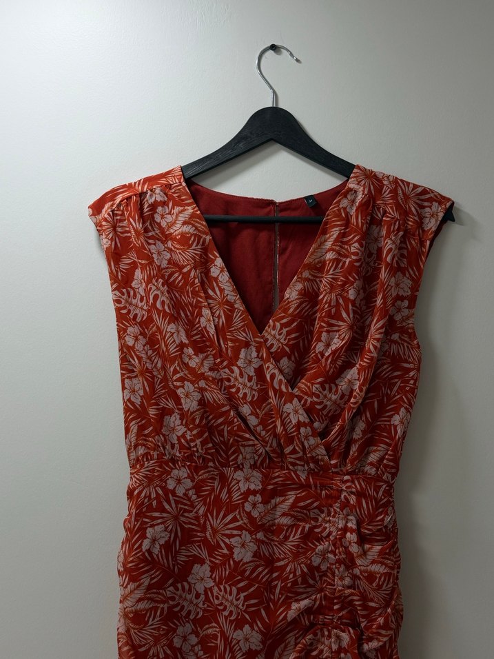 Kırmızı Drapeli Midi V Yaka Elbise - Görsel 4