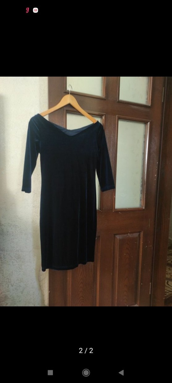 Siyah V Yaka Midi Kadife Elbise - Görsel 2