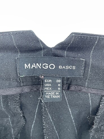 38 Beden siyah Renk Mango Kumaş Pantolon %70 İndirimli.