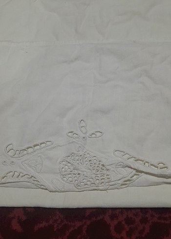 İşlemeli Beyaz uzun yastik 2 adet tepesi mevcut - Görsel 5