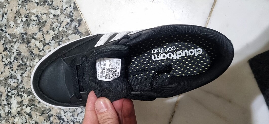 41,5 Beden Adidas erkek spor ayakkabı