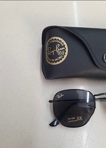 Beden Rayban yeni ve eteiktli unisex model