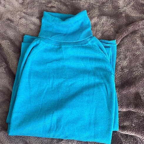 xs Beden Mango boğazlı bluz
