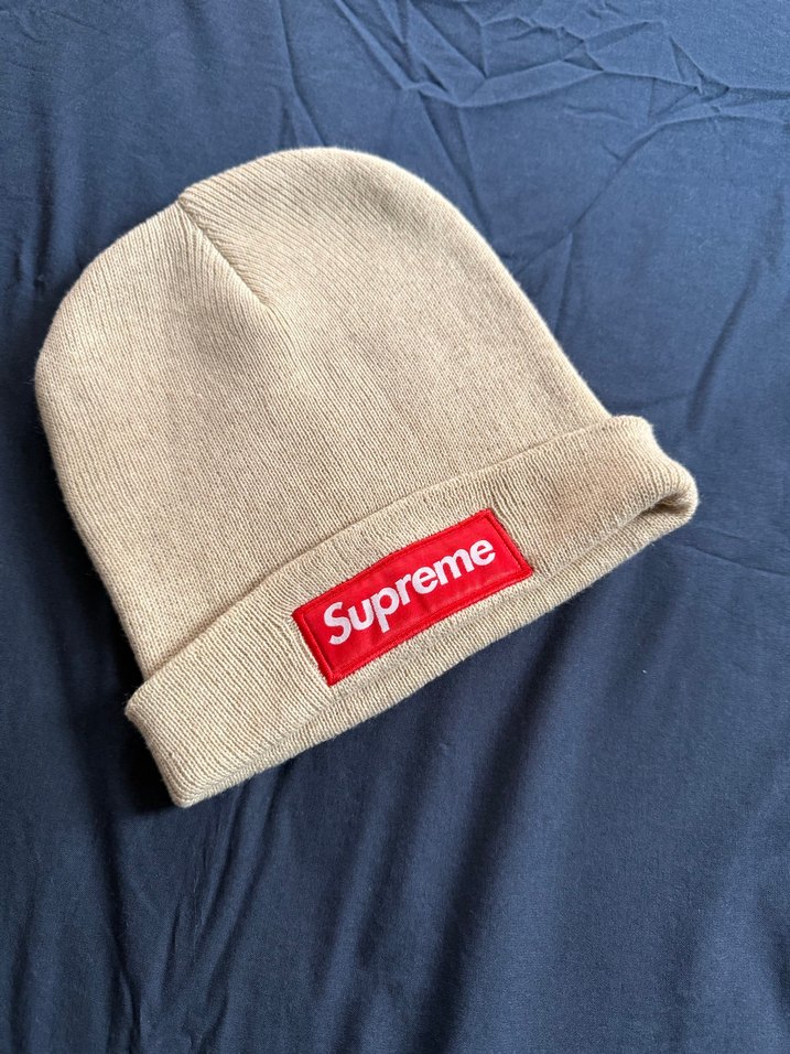 Supreme Gri Kadın Örgü Bere - Görsel 3