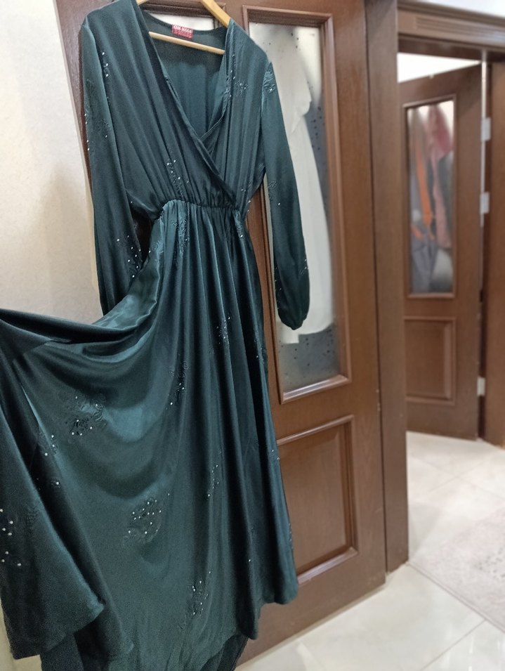 tasarım ördek başı yeşili Drapeli Uzun Abiye Elbise - Görsel 3