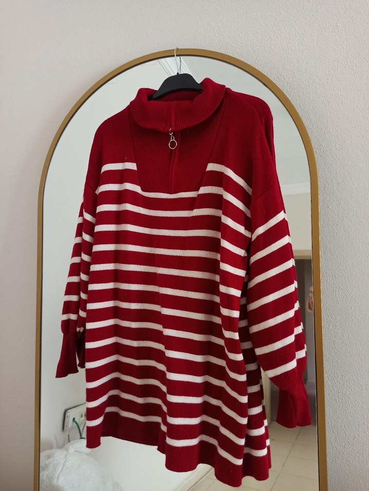 Çizgili Kırmızı Yüksek Yakalı Kadın Triko - Görsel 3