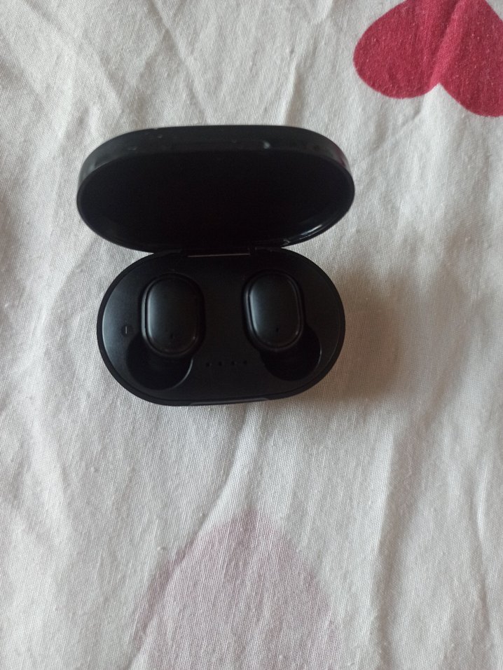 Siyah Kablosuz Kulaklık Seti - Görsel 2