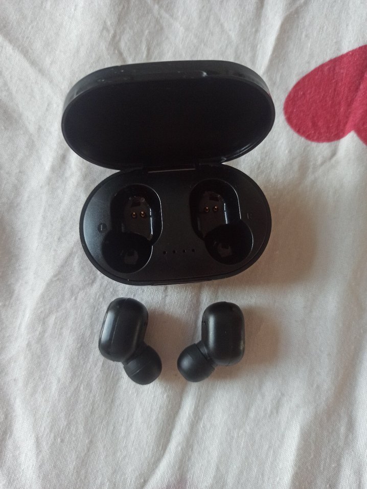 Siyah Kablosuz Kulaklık Seti - Görsel 3