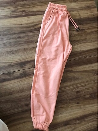Pembe Renk Eşofman Altı