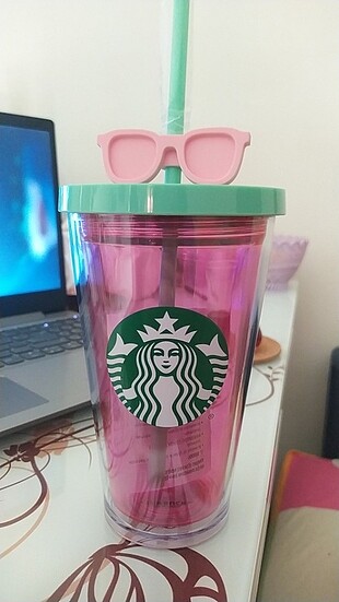Starbucks Büyük Bardak