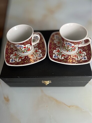 Kütahya Porselen Kütahya Porselen el yapımı özel seri ikili kahve fincanı takımı