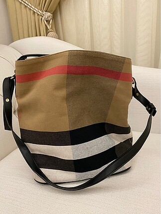 Burberry 1.kalite replika