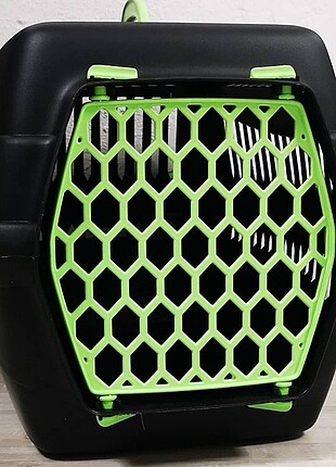 Kedi ve Köpekler için Plastik Taşıma Sepeti