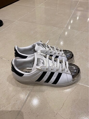 Adidas süperstar