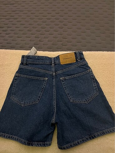 34 Beden pull and bear şort