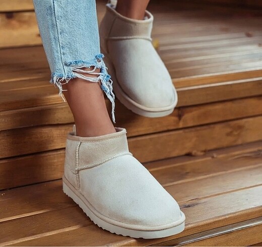 Ugg Krem Rengi Ugg Bot