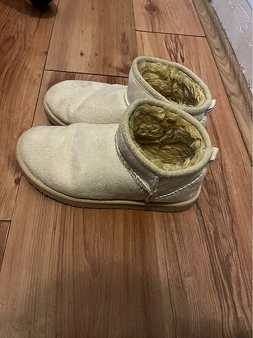 39 Beden camel Renk Krem Rengi Ugg Bot