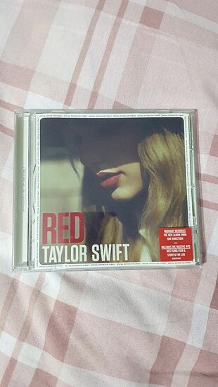 TAYLOR SWIFT RED ALBÜMÜ cd 