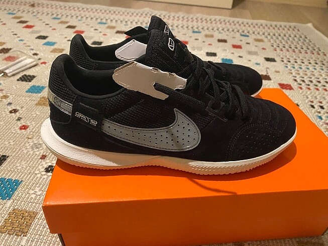 Nike Yenidir