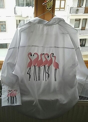 Flamingo nakışlı gömlek 