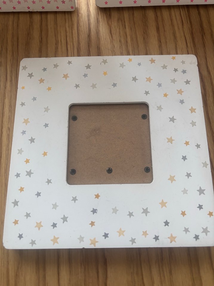 Beyaz Yıldız Desenli Çerçeve Seti - Görsel 3