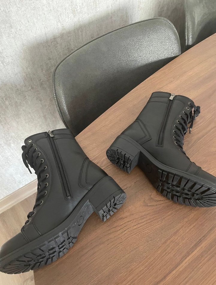 Jump Siyah Deri Kadın  Bot - Görsel 4