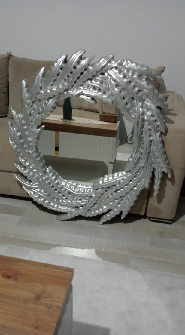 Gri Yaprak Desenli Dekoratif Çerçeve - Görsel 3