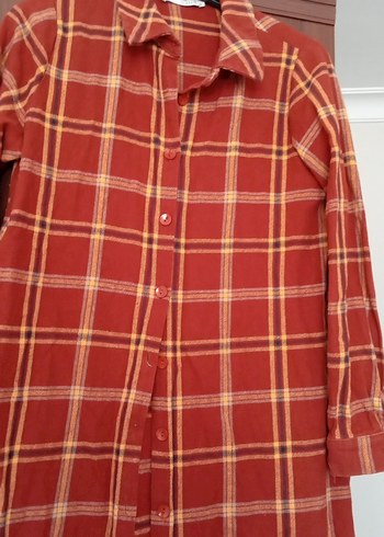 Kadın Kırmızı Uzun Düğmeli Gömlek - Görsel 2