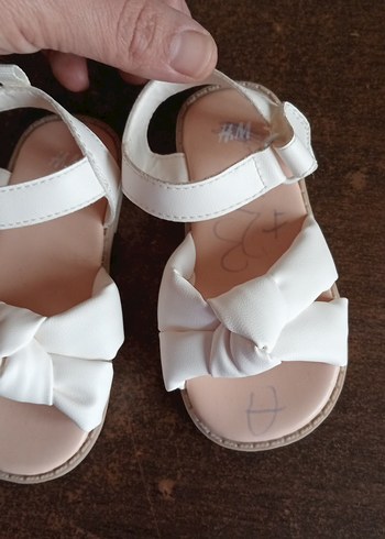 Kız Çocuk Beyaz Fiyonk Detaylı Terlik - Görsel 2