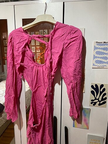 Trendyol & Milla Pembe sırt dekolteli elbise