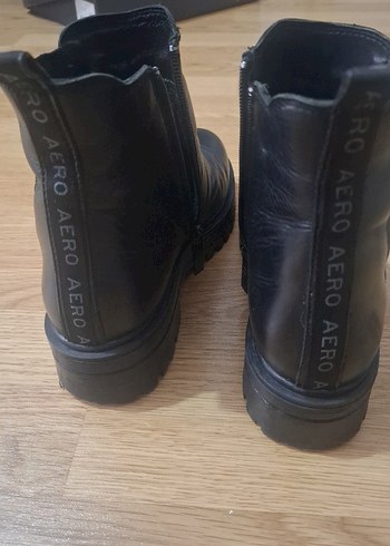 Düz Siyah Kadın Deri Bot - Görsel 2