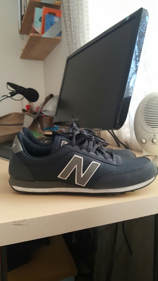 lacivert new balance